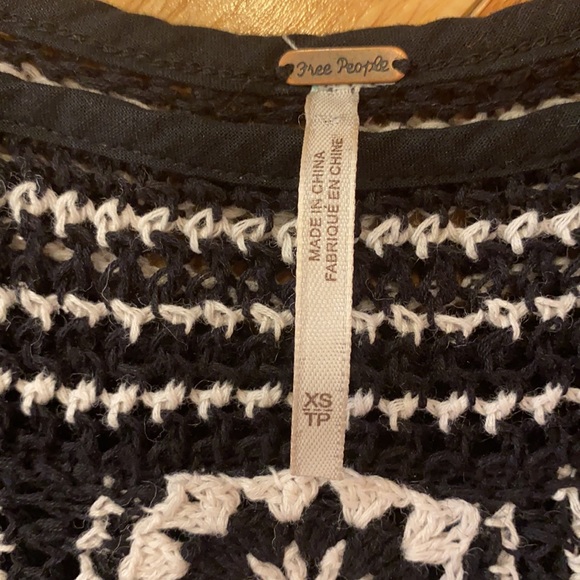 Free People crocheted peasant blouse - Picture 5 of 7